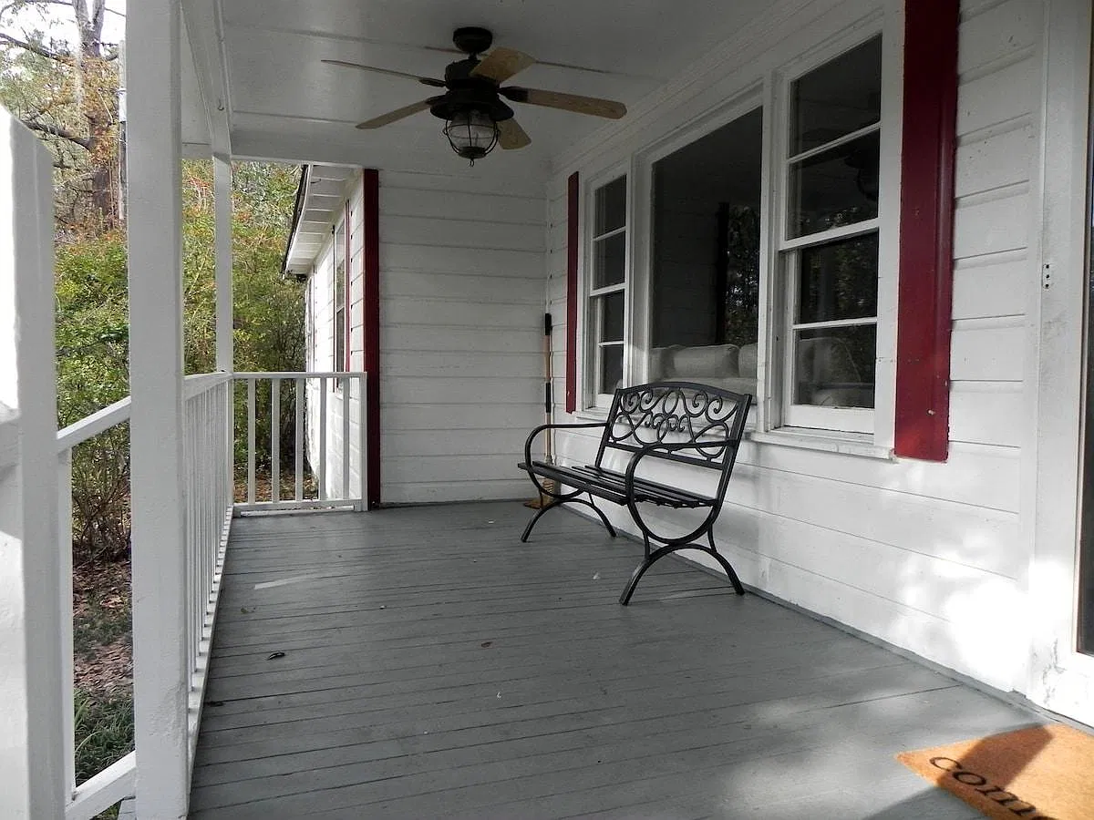 5 bed, 1420 sqft, $2,500 — Photo 4