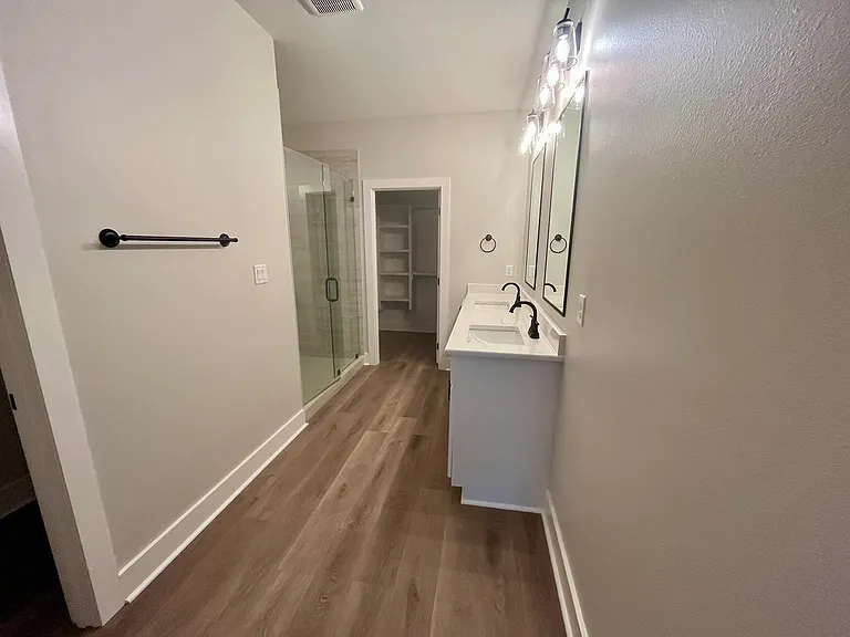4803 Old Oak Dr #4803 — Photo 10