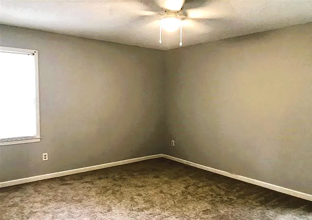 5855 Mockingbird Ln — Photo 13