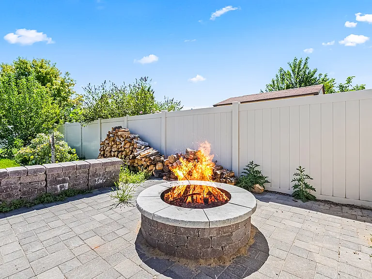 5983 W Los Flores Dr — Photo 16