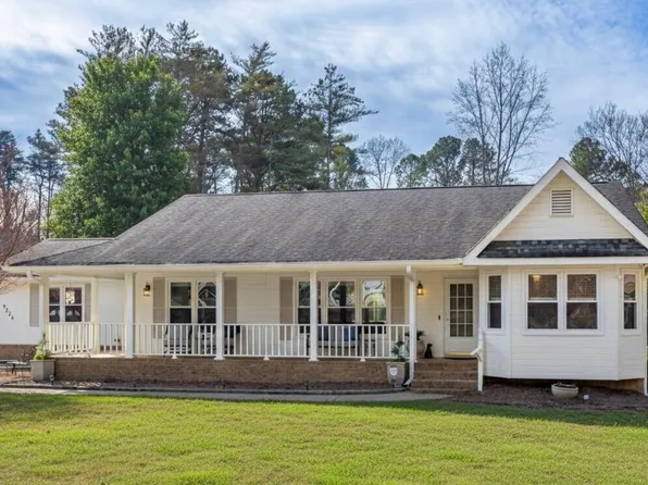 9326 Houston Ln, Ooltewah, TN 37363