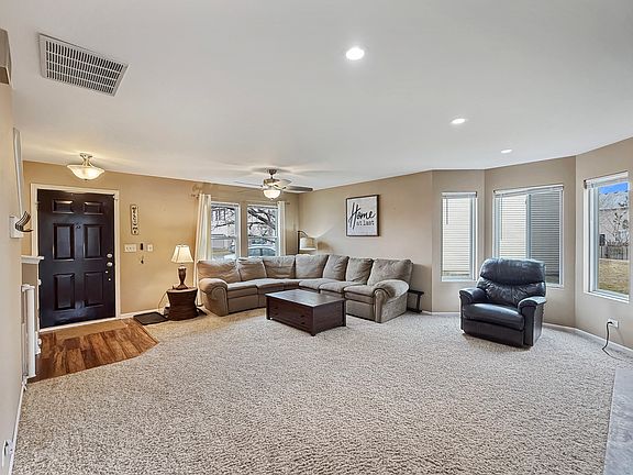 4th image of 1114 Port Royal Rd