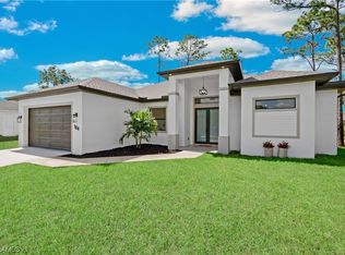 184 Thornton Ave S, Lehigh Acres, FL 33974