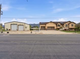 445 S Sunset Dr W, Kaysville, UT 84037