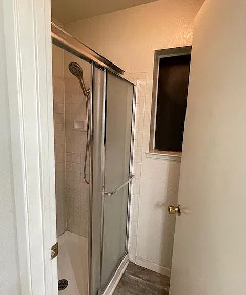 Ensuite master bathroom