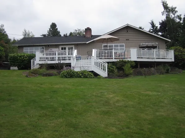 8831 NE 28th St, Bellevue, WA 98004