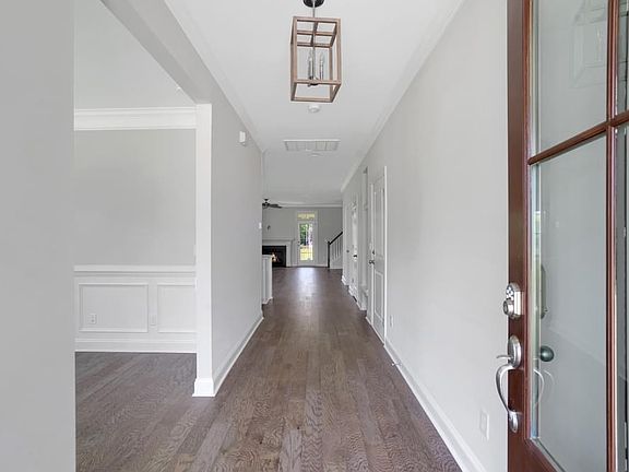 5th image of 1486 Brightwood Dr