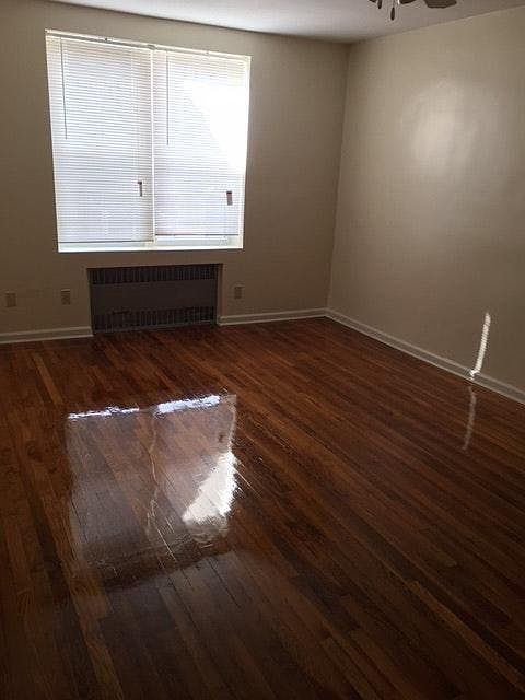1st image of 19111 Woodhull Ave APT 5G