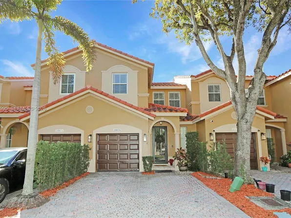 10876 SW 89th St, Miami, FL 33176