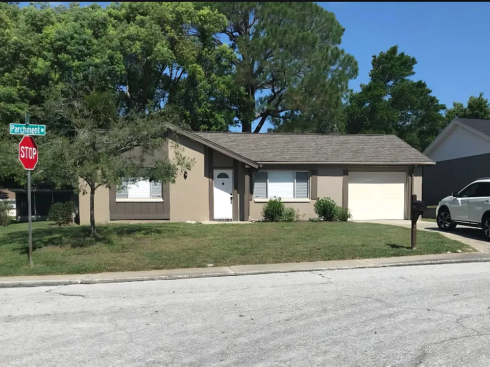 12401 Parchment Dr