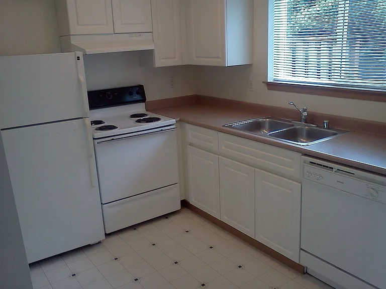 BH T Woodland Townhomes — Photo 5