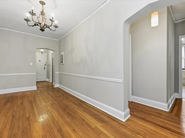 3875 Waldo Avenue image 7 of 21