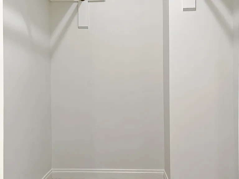 1701 Malcolm Ave #5 — Photo 18