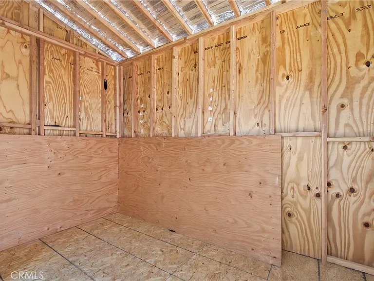 17713 Bullock St — Photo 37