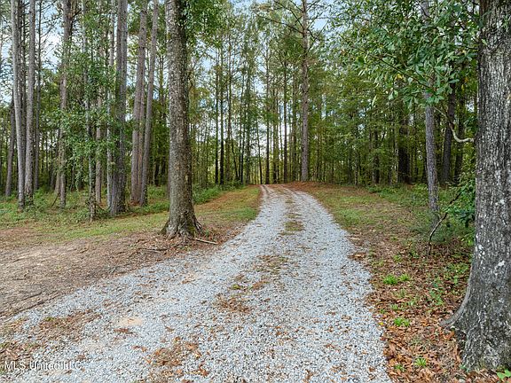 5th image of 75 Otis Lee Rd