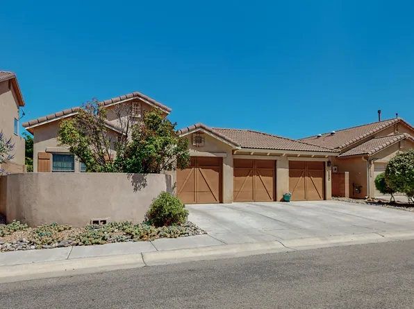 1106 San Augustin Dr, Bernalillo, NM 87004