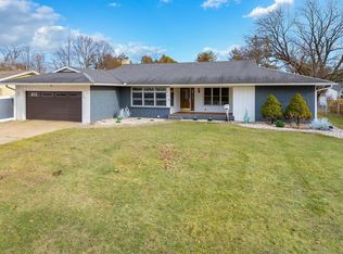 358 8th St, Prairie Du Sac, WI 53578