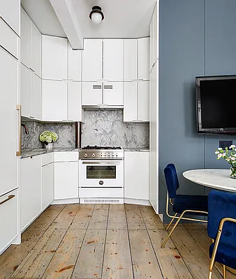 Sold by Compass | media 2