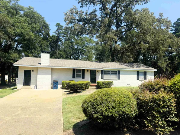 105 Carol St, Henderson, TX 75652