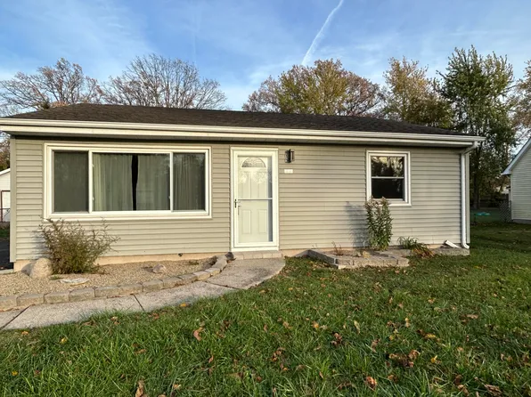 721 Juniper Rd, Valparaiso, IN 46385