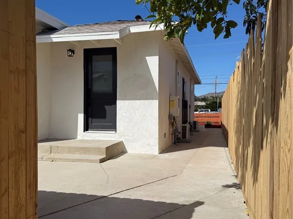 16126 San Fernando Mission Blvd, Granada Hills, CA 91344