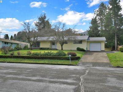 47960 W 1st St, Oakridge, OR, 97463