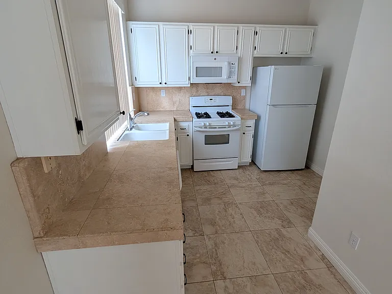 8715 Westmore Rd #7 — Photo 14