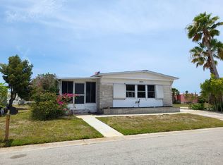 2304 York Dr, Sarasota, FL 34238