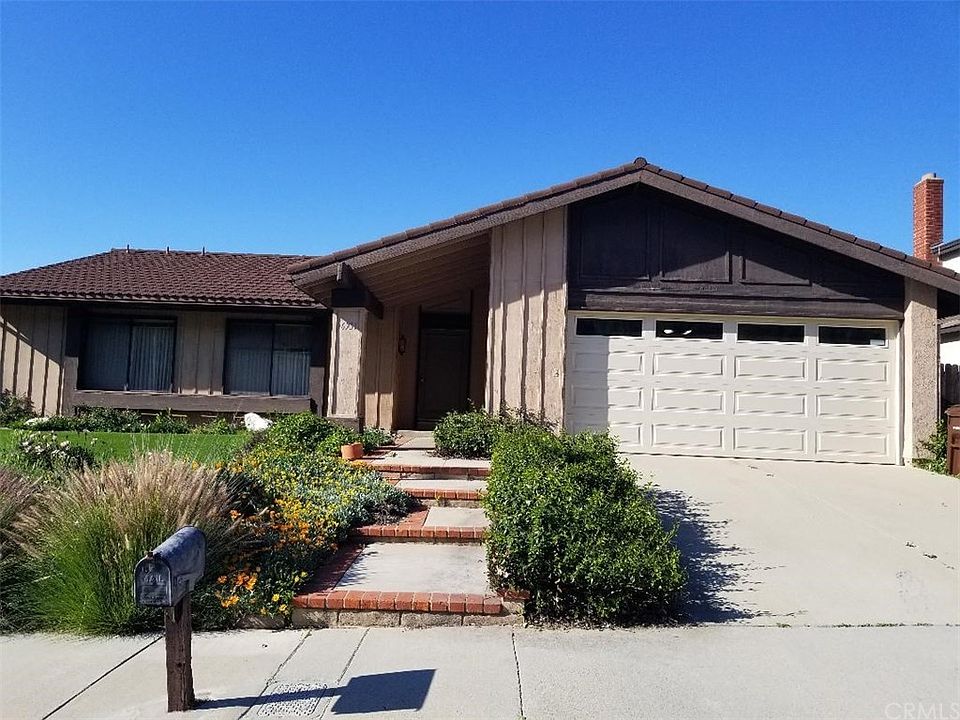 1st image of 16931 Glenfold Dr