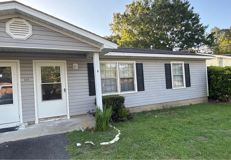 1309 Ireland Dr