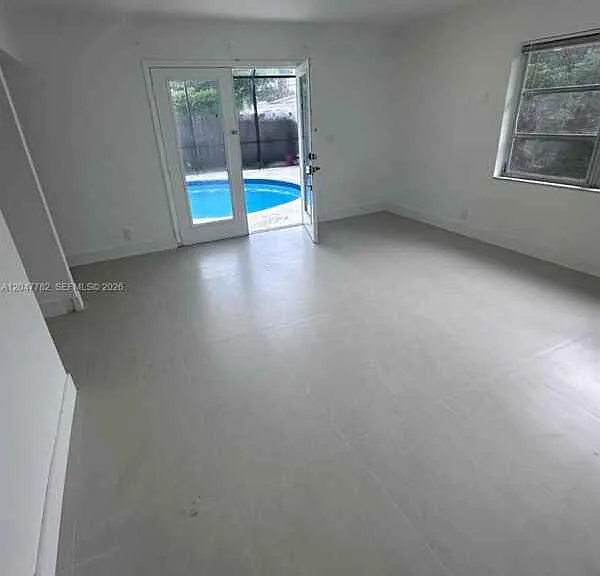 4380 SW 49th Ct — Photo 13