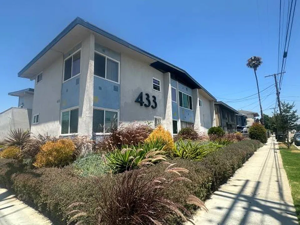 433 Venice Way