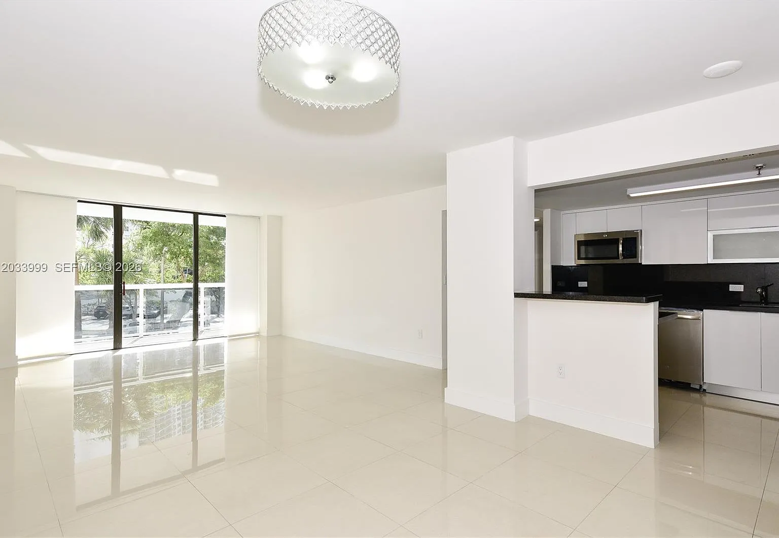 Waterview Condo — Photo 2