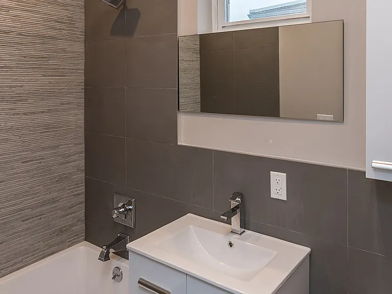 107 Skillman Ave #3T — Photo 10