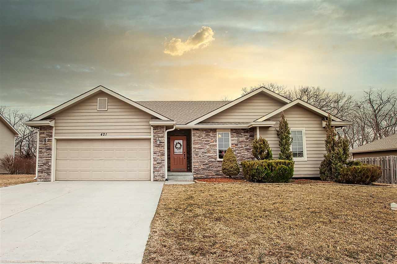 421 Stone Grove Dr, Manhattan, KS 66503 Zillow