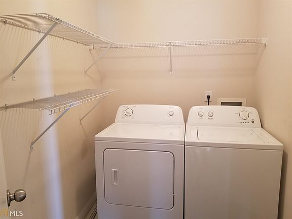 5th image of 4535 Ferncrest Pl #71