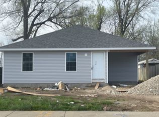 2240 W Atlantic St, Springfield, MO 65803