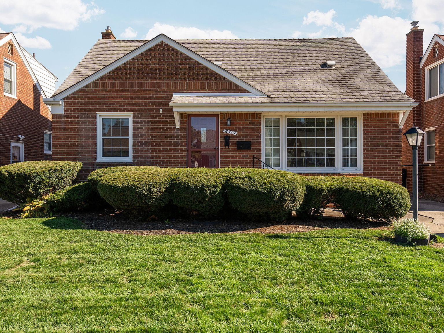 6569 Norwood Ave, Allen Park, MI 48101