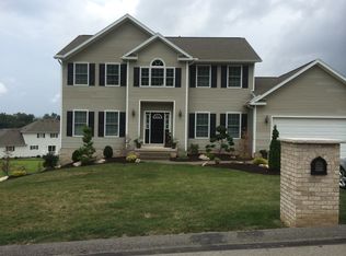 307 Colonial Dr, Waynesburg, PA 15370