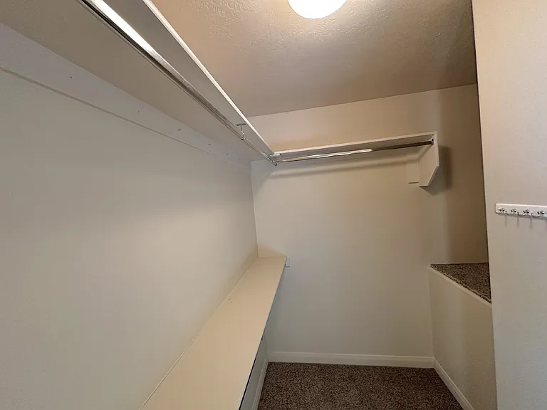 340 W 1425 N #103 — Photo 24