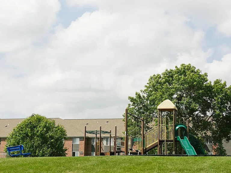 Valley Creek Apartments — Photo 28