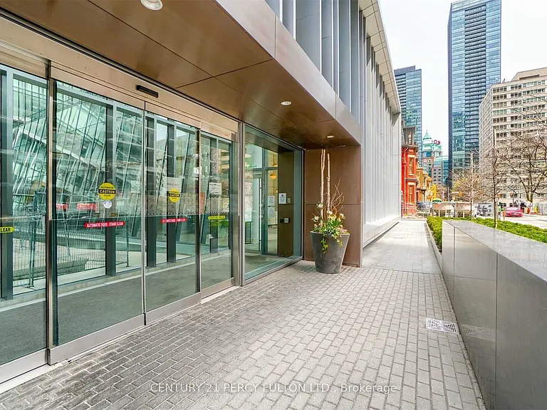 50 Charles St E #908 — Photo 9