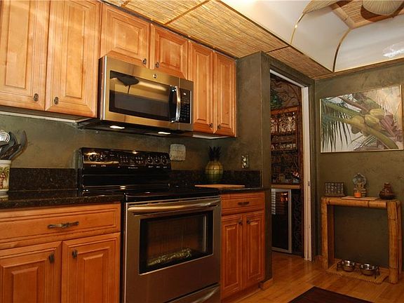 5th image of 1619 Livingstone St