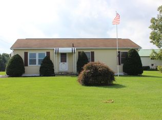 6246 Main St, Kinzers, PA 17535