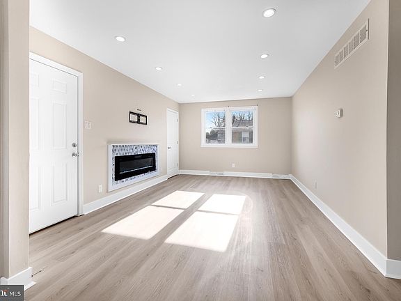 2nd image of 2313 Taggart Ct #313T
