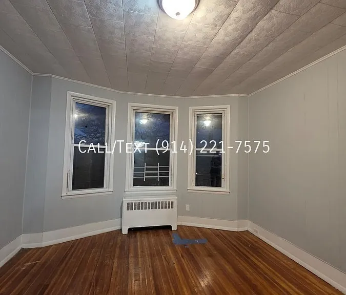52 William St #2 — Photo 2