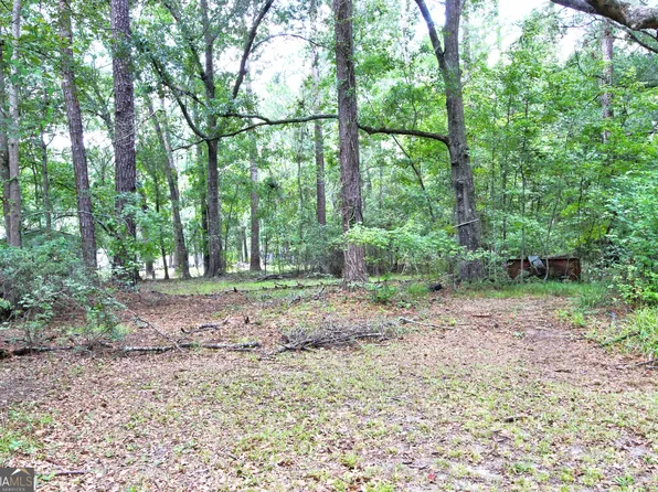 413 Wallace Cir, Bloomingdale, GA 31302