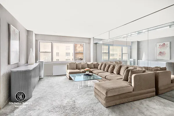 Sold by Coldwell Banker Warburg | media 1