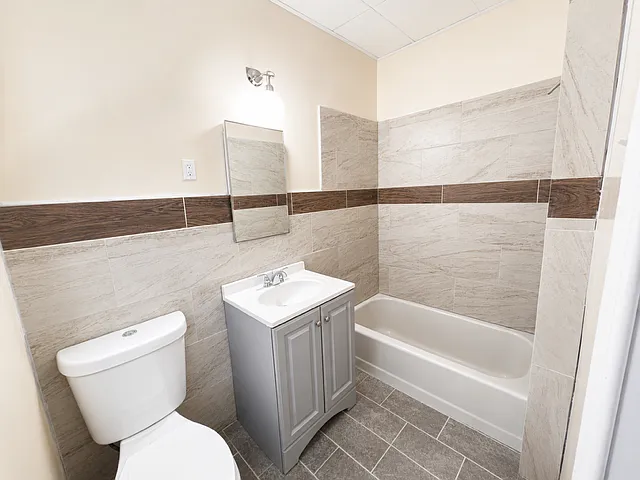 359-361 Forest Ave #1 — Photo 7