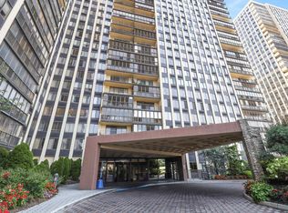 300 Winston Dr APT 1705, Cliffside Park, NJ 07010